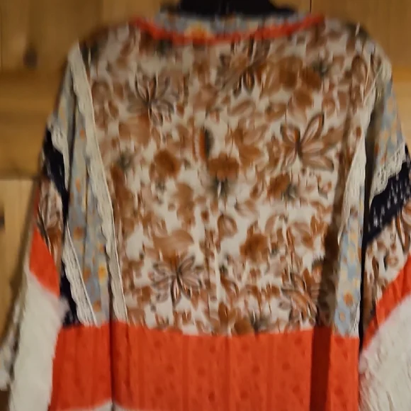 Oli & Hali Sunlit Ruffles Duster Floral Patterned - Picture 6 of 11